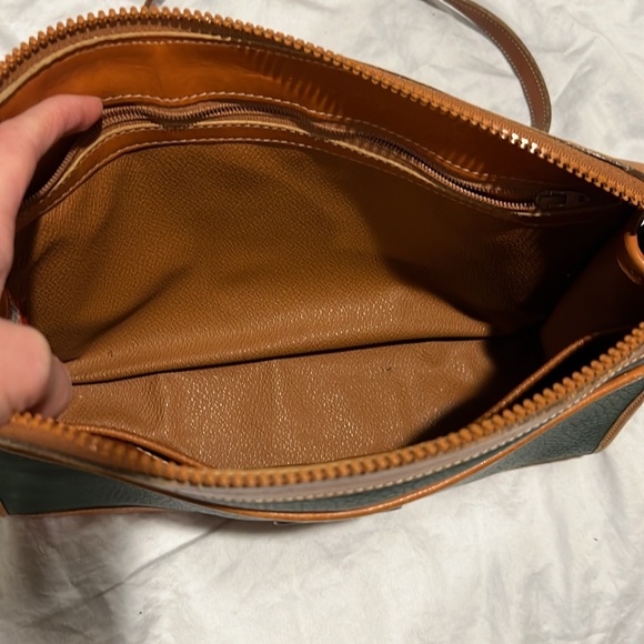 Vintage Green Dooney & Bourke Crossbody Bag - Picture 9 of 17